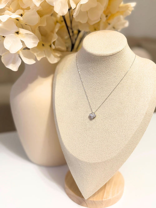 Amira Halskette